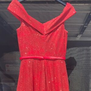 Full length gorges red banquet/ prom/ homecoming dress